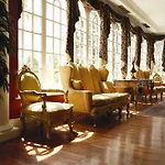 Citywest Hotel 4*