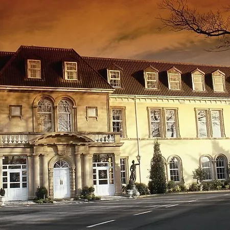 Citywest Hotel