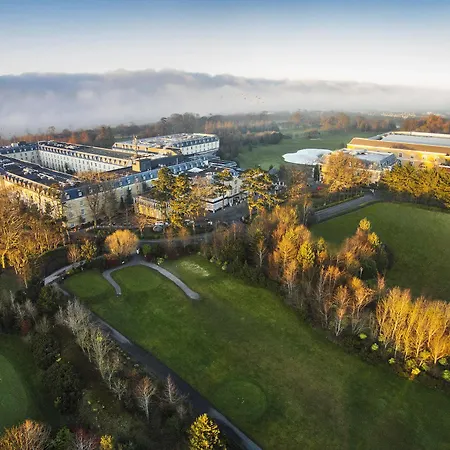 Citywest Hotel 4*