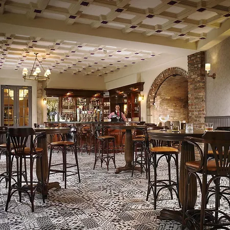 Hotel Citywest 4*