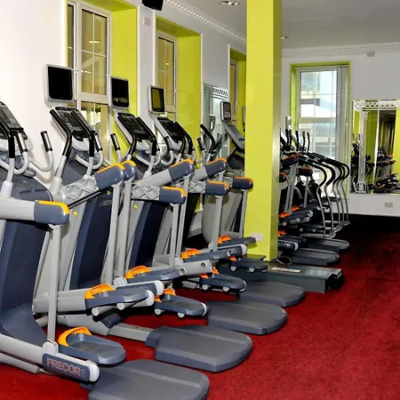 Citywest Hotel 4*